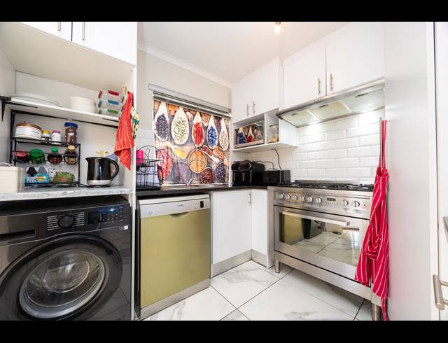 2 BEDROOM APARTMENT TO LET IN TYGER WATERFRONT